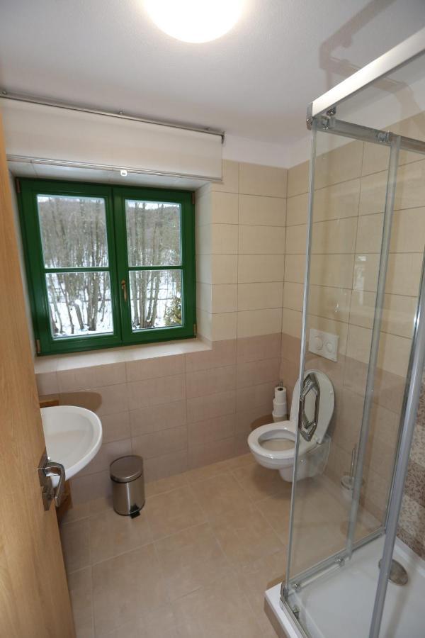 Chata Rozhlas Železná Ruda Esterno foto